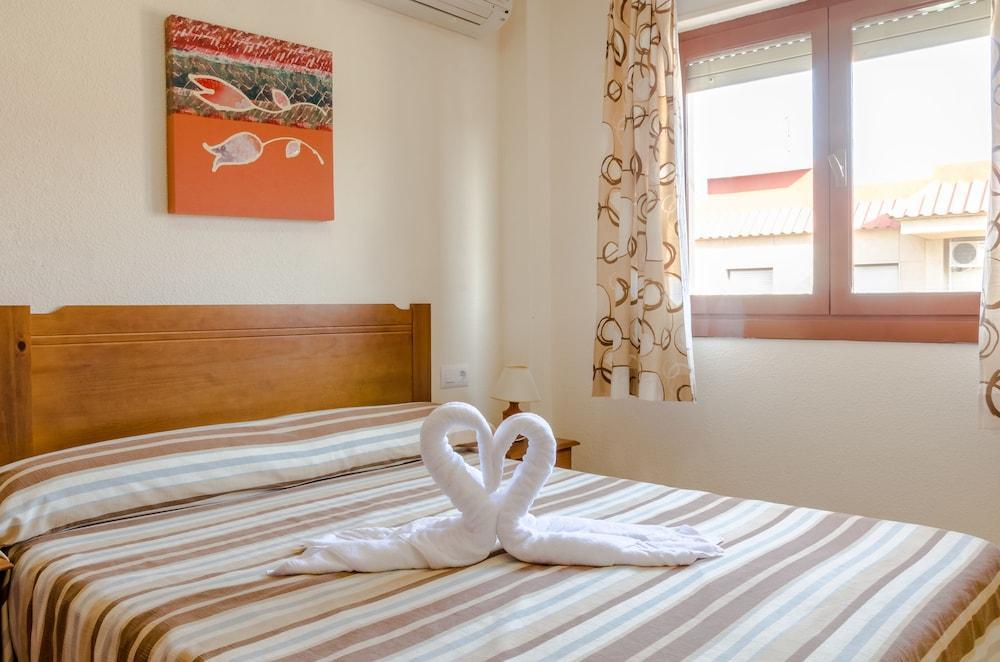 Apartamentos Tesy La Manga del Mar Menor Kültér fotó